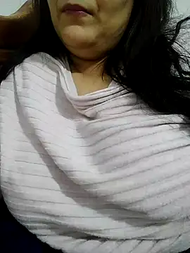 Snapshot of DALO3A85 chatting on February 7, 2026, 10:18 pm DALO3A85 online show from February 7, 2026, 10:18 pm