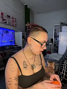 Hawitxui online show from January 15, 2026, 9:12 am