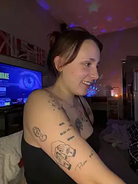 Hawitxui online show from February 3, 2026, 8:14 pm