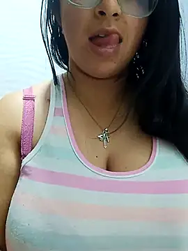 Snapshot of _Angelinaandrade_ chatting on February 22, 2026, 12:13 am Angelinaandrade online show from February 22, 2026, 12:13 am