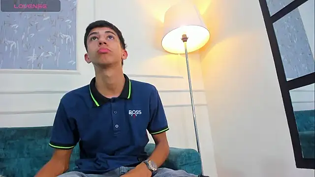 Lucian Davi online show from October 10, 2025, 4:08 pm