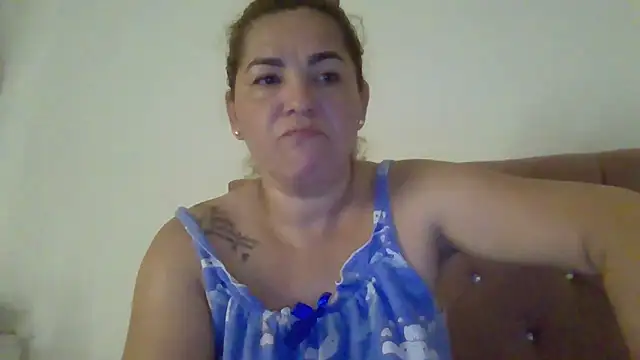 mirand zackyx online show from September 27, 2025, 2:39 am