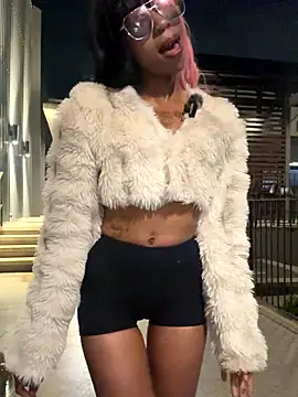 Dime-   online show from December 17, 2025, 8:14 pm