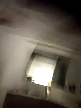 Snapshot of mcv131985 chatting on November 8, 2025, 11:52 pm mcv131985 online show from November 8, 2025, 11:52 pm