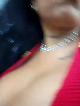 Snapshot of luisa16xxx chatting on February 19, 2026, 7:11 pm luisa16xxx online show from February 19, 2026, 7:11 pm