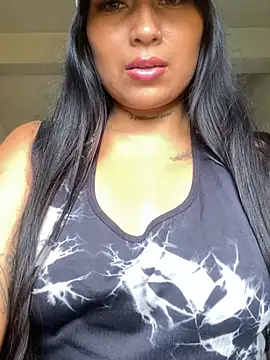 luisa16xxx online show from March 10, 2025, 9:18 pm