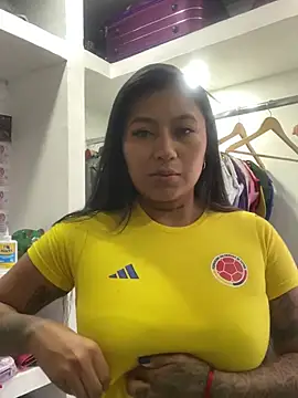 luisa16xxx online show from March 20, 2025, 9:13 pm