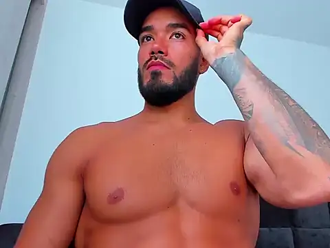 Alexander Martines online show from March 28, 2026, 7:37 pm