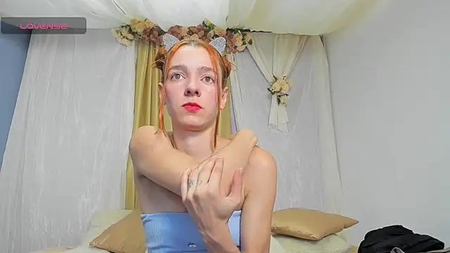 salomee star  online show from October 23, 2025, 7:01 pm