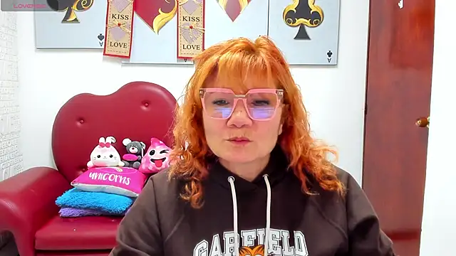 Salomeediaz  online show from February 14, 2026, 9:15 pm