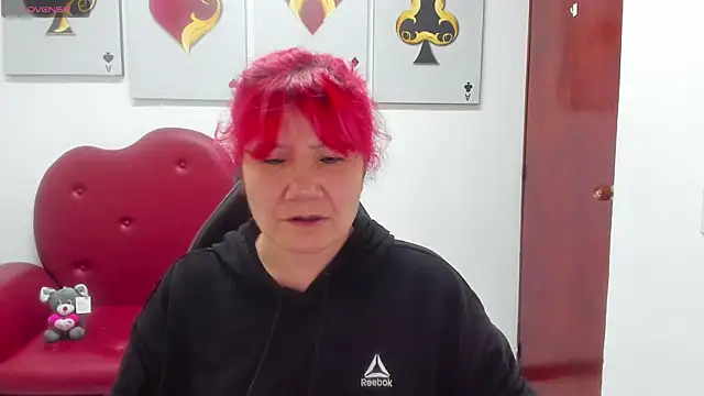 Salomeediaz  online show from December 16, 2025, 9:08 pm