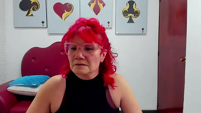 Salomeediaz  online show from September 26, 2025, 9:10 pm