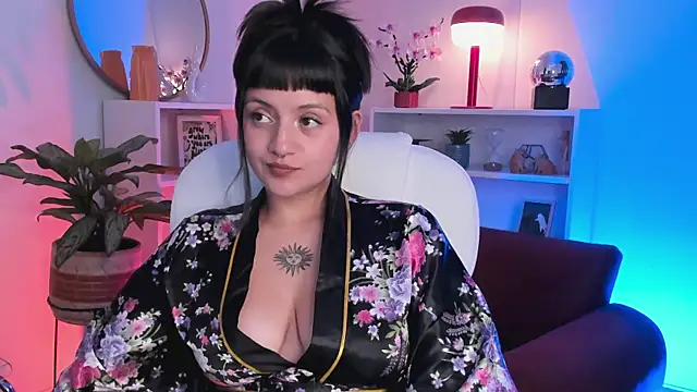 Snapshot of nahiapaws chatting on February 26, 2026, 11:27 pm nahiapaws online show from February 26, 2026, 11:27 pm