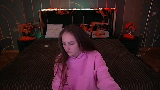 PamelaXX  online show from October 24, 2025, 8:08 pm