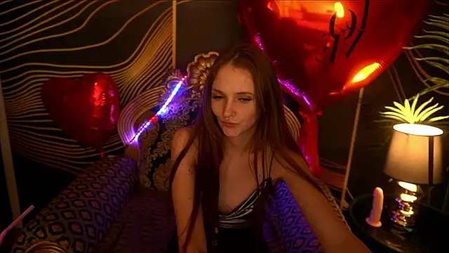 Snapshot of PamelaXX_ chatting on February 19, 2025, 12:03 am PamelaXX online show from February 19, 2025, 12:03 am