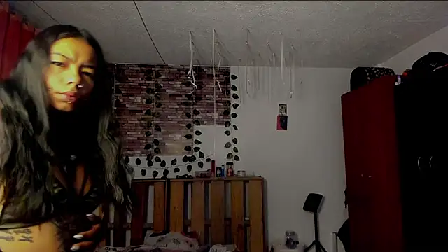 Snapshot of nicole_volkov chatting on November 21, 2025, 6:12 am nicole volkov online show from November 21, 2025, 6:12 am