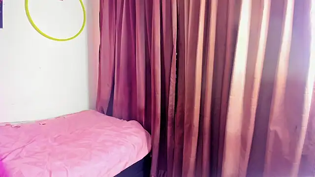 Snapshot of nicole_volkov chatting on January 10, 2025, 1:42 am nicole volkov online show from January 10, 2025, 1:42 am