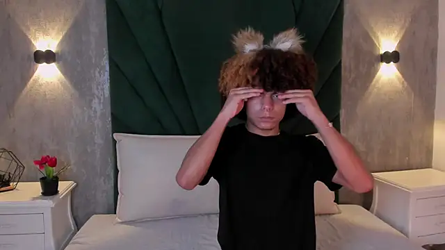 Snapshot of Alexiis_Etereo chatting on March 2, 2026, 7:32 pm Alexiis Etereo online show from March 2, 2026, 7:32 pm