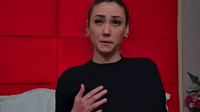 AliceMunro online show from March 22, 2025, 8:37 pm