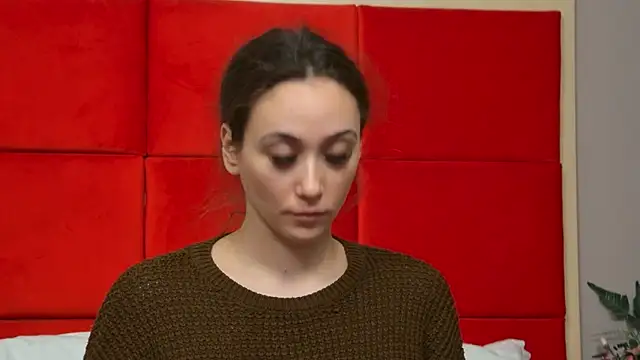 AliceMunro online show from March 12, 2025, 8:41 pm