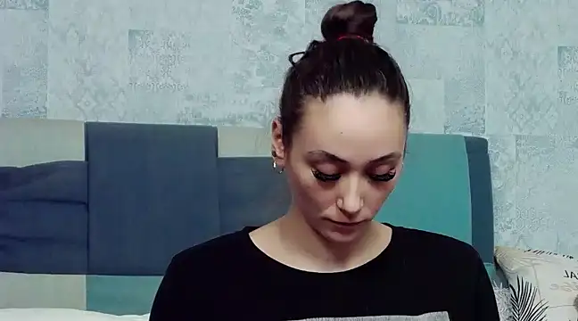 AliceMunro online show from March 21, 2025, 8:29 pm