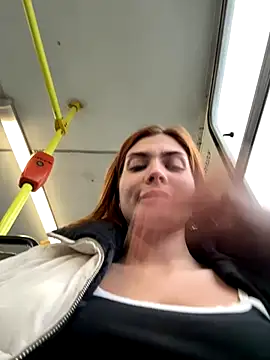 Snapshot of Accole chatting on December 6, 2024, 11:16 am Accole online show from December 6, 2024, 11:16 am