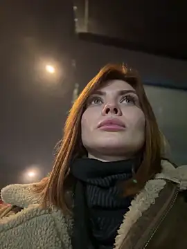 Snapshot of Accole chatting on December 26, 2024, 5:30 pm Accole online show from December 26, 2024, 5:30 pm