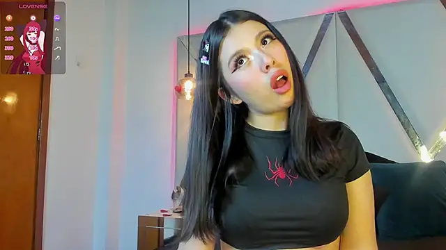 MarielQueenx online show from March 7, 2025, 5:29 am