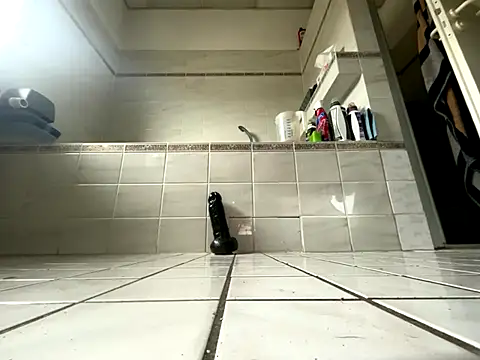 Snapshot of Germankink chatting on October 13, 2025, 9:33 am Germankink online show from October 13, 2025, 9:33 am