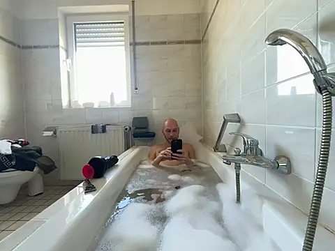 Germankink online show from March 1, 2026, 11:32 am