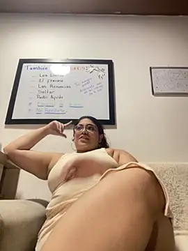 KathyGonzalez online show from September 27, 2025, 9:43 pm