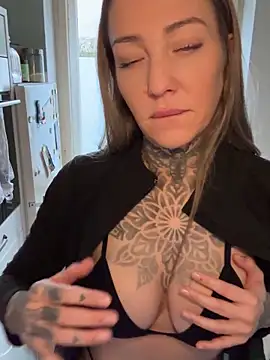 ElenaHaze online show from February 6, 2025, 2:26 pm