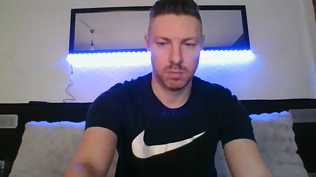 Fit4fun24 online show from March 5, 2026, 7:21 pm