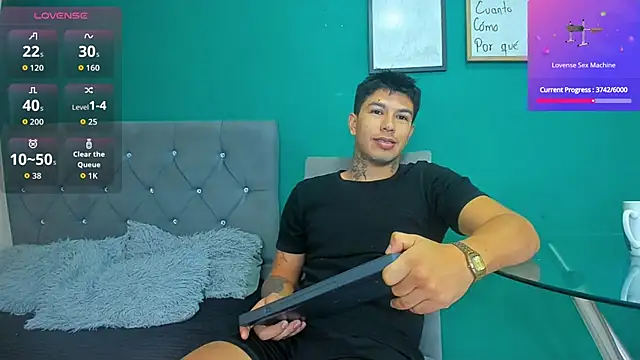 Snapshot of mateoreal1 chatting on June 4, 2026, 1:05 pm mateoreal1 online show from June 4, 2026, 1:05 pm