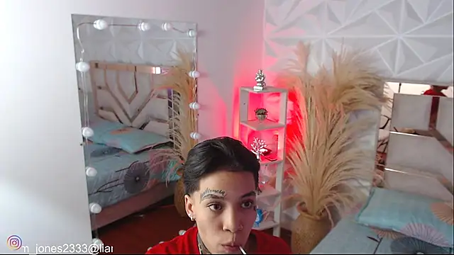 Snapshot of Jonesliam23 chatting on October 29, 2025, 7:24 pm Jonesliam23 online show from October 29, 2025, 7:24 pm