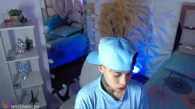 Snapshot of Jonesliam23 chatting on February 25, 2026, 8:19 pm Jonesliam23 online show from February 25, 2026, 8:19 pm