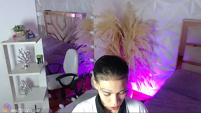 Snapshot of Jonesliam23 chatting on February 19, 2026, 7:22 pm Jonesliam23 online show from February 19, 2026, 7:22 pm