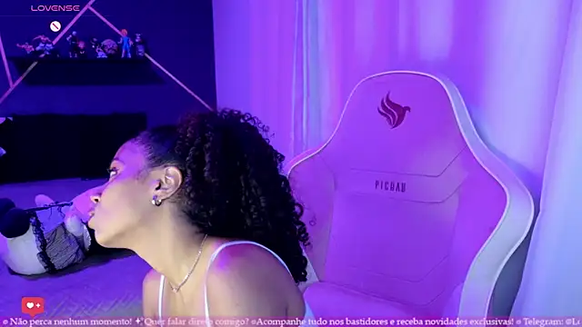 LorenaSirena online show from March 4, 2026, 1:02 am