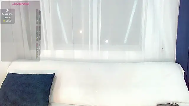 Snapshot of laura_sweett120 chatting on May 27, 2026, 5:59 am laura sweett120 online show from May 27, 2026, 5:59 am