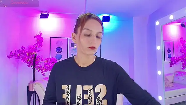 Tamara slimx online show from October 4, 2025, 3:52 am