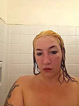 Snapshot of anja_peach chatting on January 9, 2026, 5:31 pm anja peach online show from January 9, 2026, 5:31 pm