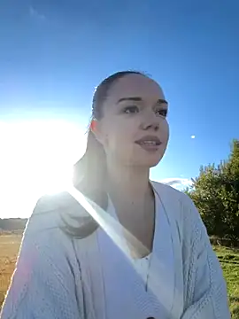 Vanesskaa online show from September 22, 2025, 4:24 pm