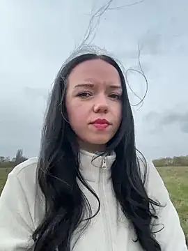 Vanesskaa online show from March 23, 2026, 2:50 pm