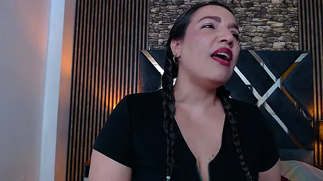 marie hss online show from September 22, 2025, 8:04 pm