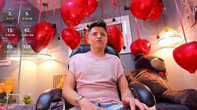 Snapshot of tossetrech chatting on February 19, 2026, 3:36 am tossetrech online show from February 19, 2026, 3:36 am