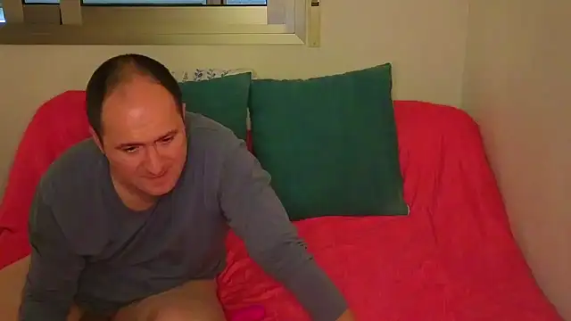 Snapshot of alicantino841 chatting on March 14, 2025, 5:13 pm alicantino841 online show from March 14, 2025, 5:13 pm