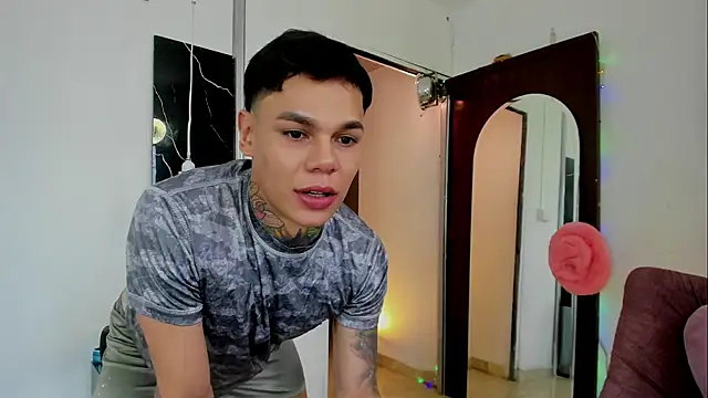 Jordyrodriiguez online show from November 9, 2025, 9:52 pm