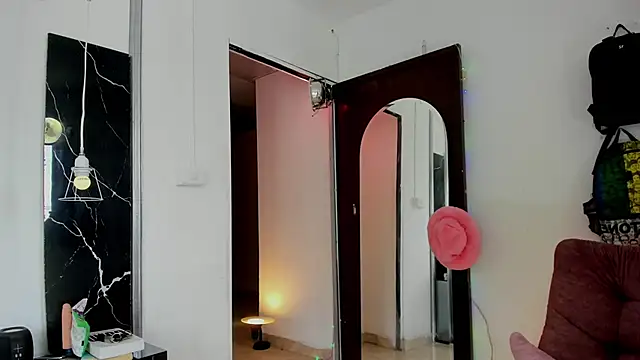 Jordyrodriiguez online show from November 7, 2025, 5:39 pm