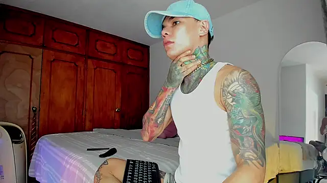 Jordyrodriiguez online show from December 21, 2024, 8:10 pm