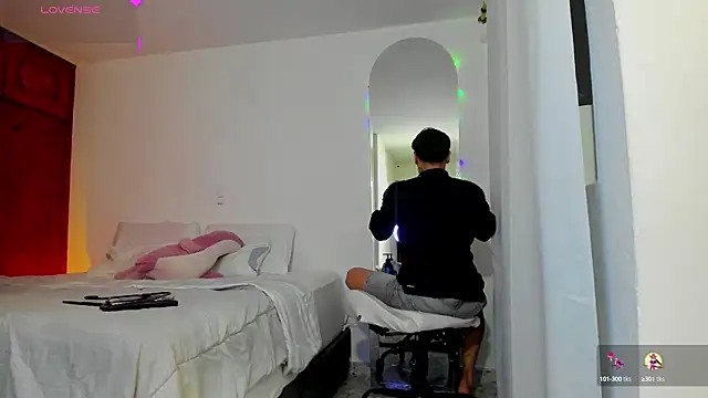 Jordyrodriiguez online show from January 5, 2025, 12:52 am
